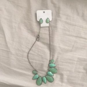 Charming Charlie statement necklace and earrings